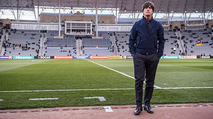 Joachim Löw blickte über die Nachlässigkeiten, die Mats Hummels als "Arroganz" anprangerte, angesichts der Gesamtleistung der DFB-Elf hinweg.