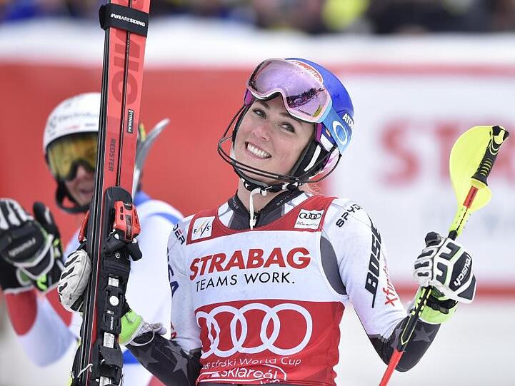 US-Skistar Mikaela Shiffrin jubelt über Saisonsieg Nummer 15.