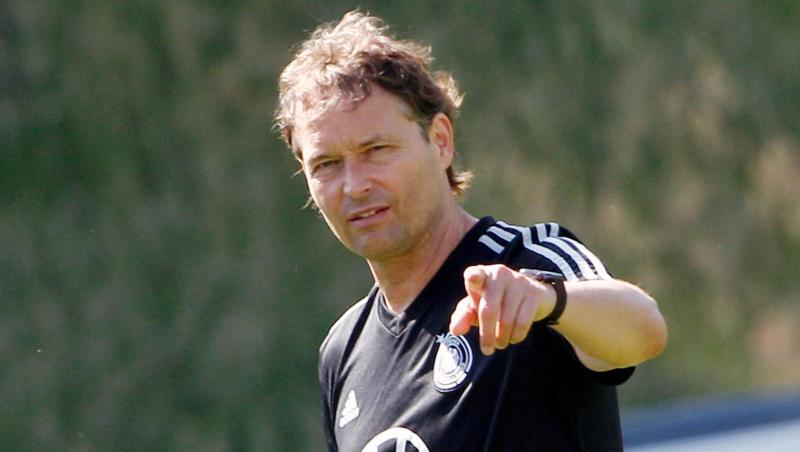 Gibt in zwei EM-Qualifikationspielen die Richtung vor: Löw-Assistent Marcus Sorg. Gibt in zwei EM-Qualifikationspielen die Richtung vor: Löw-Assistent Marcus Sorg.