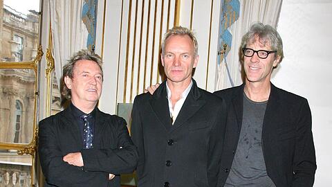 18 Jahre ist dieses Bild alt: Sting umgeben von Andy Summers (l.) und Stewart Copeland.