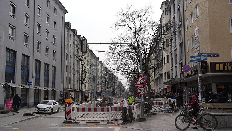 Am Montag begannen die Bauarbeiten in der Augustenstra&szlig;e.