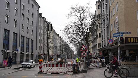 Am Montag begannen die Bauarbeiten in der Augustenstra&szlig;e.