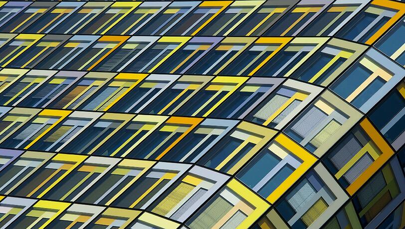 Mehr als 1.000 Fenster hat der Neubau. Mehr als 1.000 Fenster hat der Neubau.