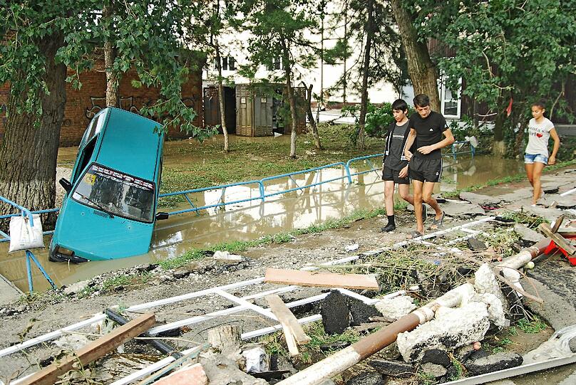 Bilder von den Überschwemmungen in Russland