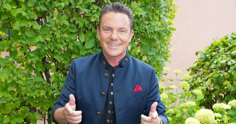 Stefan-Mross-feiert-50-Geburtstag-Volksmusiker-und-Frauenheld