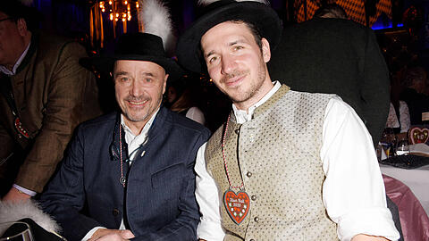 Christian Neureuther (77)  an der Seite seines Sohnes Felix Neureuther (42) im Februar 2020 beim Filserball.