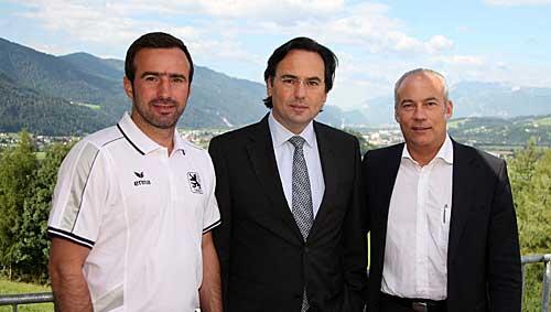 Der neue Geschäftsführer des TSV 1860 München Dr. Robert Niemann Präsident Rainer Beeck und Miki Stevic Der neue Geschäftsführer des TSV 1860 München Dr. Robert Niemann Präsident Rainer Beeck und Miki Stevic