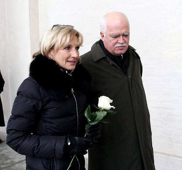 Die Schwester: Brioche Dorée-Chefin Evi Müller mit Star-Anwalt und Politiker Peter Gauweiler.
