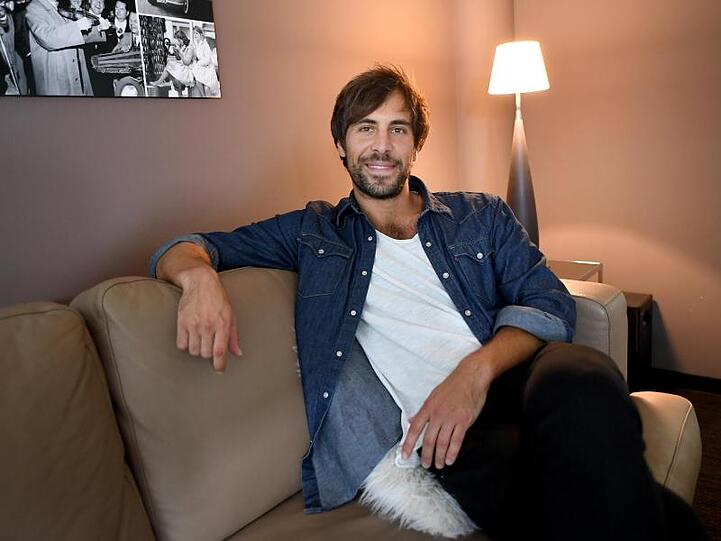 Der Popmusiker Max Giesinger ist ständig auf Achse. Das schlaucht ihn manchmal.