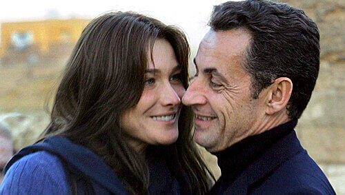 Carla Bruni und Nicolas Sarkozy - hier bei einem Aufenthalt in Ägypten Carla Bruni und Nicolas Sarkozy - hier bei einem Aufenthalt in Ägypten