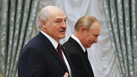 Alexander Lukaschenko zu Gast bei Russlands Machthaber Wladimir Putin in Moskau. Putin hatte Lukaschenko vergangenen Donnerstag in Moskau zum Gespräch empfangen.