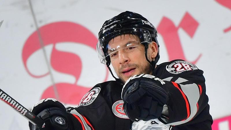 Patrick Reimer von den Nürnberg Ice Tigers bejubelt sein Tor. Foto: Matthias Merz/dpa/Archivbild Patrick Reimer von den Nürnberg Ice Tigers bejubelt sein Tor. Foto: Matthias Merz/dpa/Archivbild