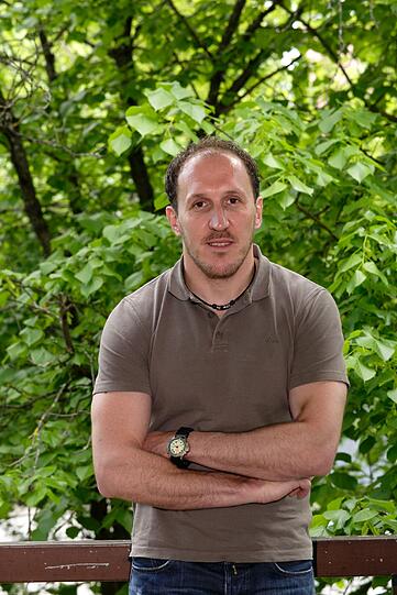 Marcus Nördinger meint: &bdquo;Durch LED-Beleuchtung spare ich sehr viel.&ldquo;