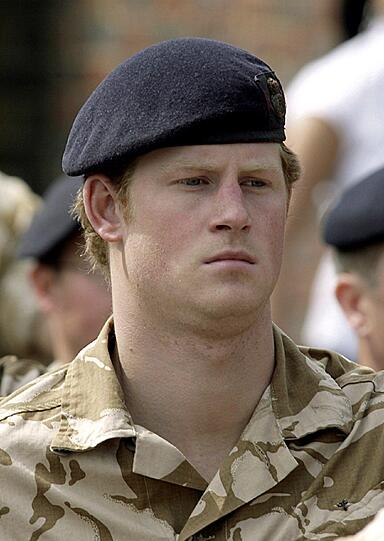 Prinz Harry verlässt die Royal Army.