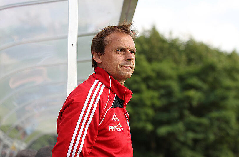 Thons Trainerstation: VfB Hüls.