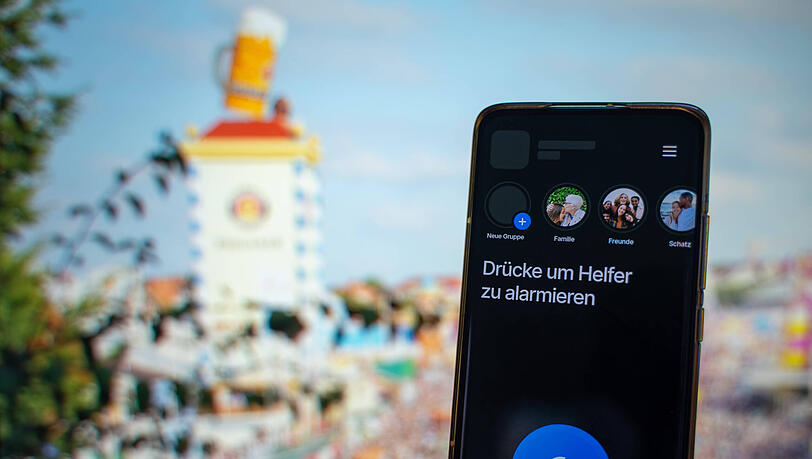 Die Sicherheits-App SafeNow wurde heuer auch auf dem Oktoberfest eingesetzt. Die Sicherheits-App SafeNow wurde heuer auch auf dem Oktoberfest eingesetzt.
