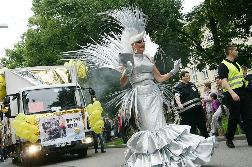 Sehen Sie hier die besten Bilder vom CSD in München.