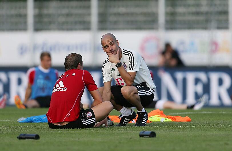 Frack Ribéry (li.) und Pep Guardiola.Der FC Bayern in Riva am Gardasse: Sehen Sie hier die ersten Bilder aus dem Trainingslager!