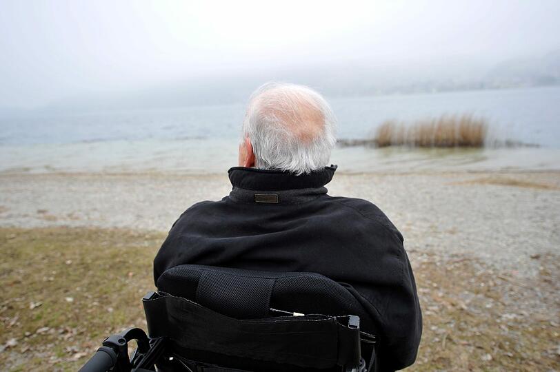 &bdquo;Es geht mir hier sehr, sehr gut&ldquo;: Altkanzler Helmut Kohl erholt sich am Tegernsee