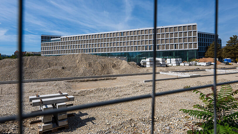 Das noch im Bau befindliche Strafjustizzentrum an der Dachauer Straße. Das noch im Bau befindliche Strafjustizzentrum an der Dachauer Straße.
