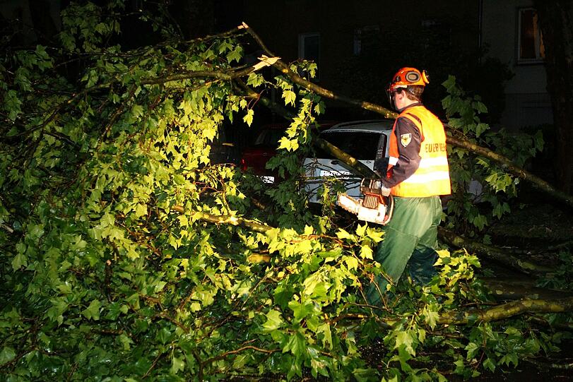 Unwetter und Gewitter in in Teilen Nordrhein-Westfalens: Die Bilder.