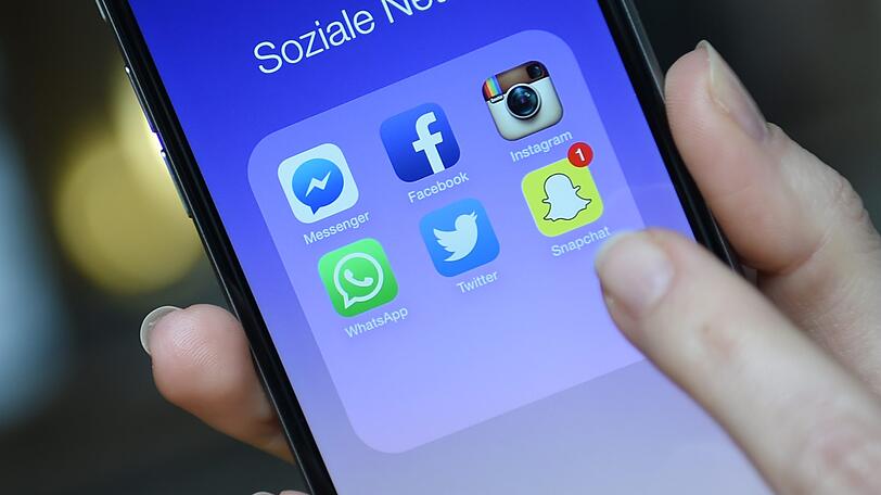 Ab 2020 soll auf dem Kurznachrichten-Dienst WhatsApp Werbung geschalten werden. (Symbolbild)