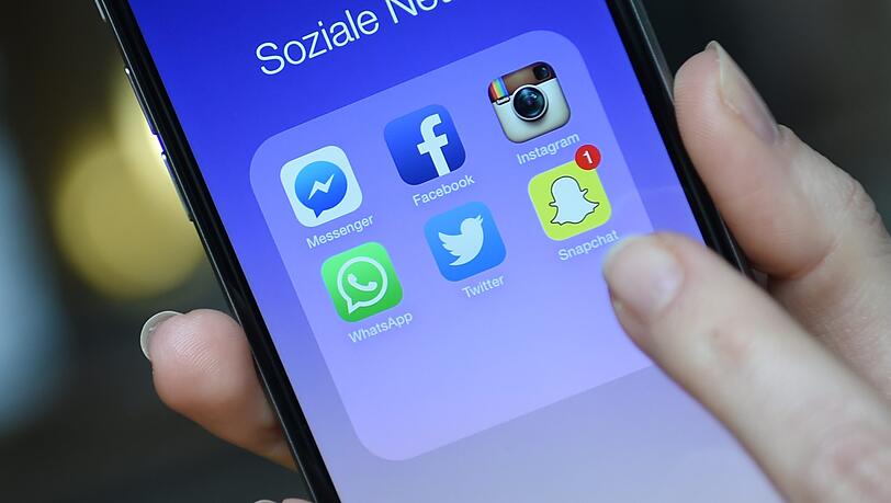 Ab 2020 soll auf dem Kurznachrichten-Dienst WhatsApp Werbung geschalten werden. (Symbolbild) Ab 2020 soll auf dem Kurznachrichten-Dienst WhatsApp Werbung geschalten werden. (Symbolbild)