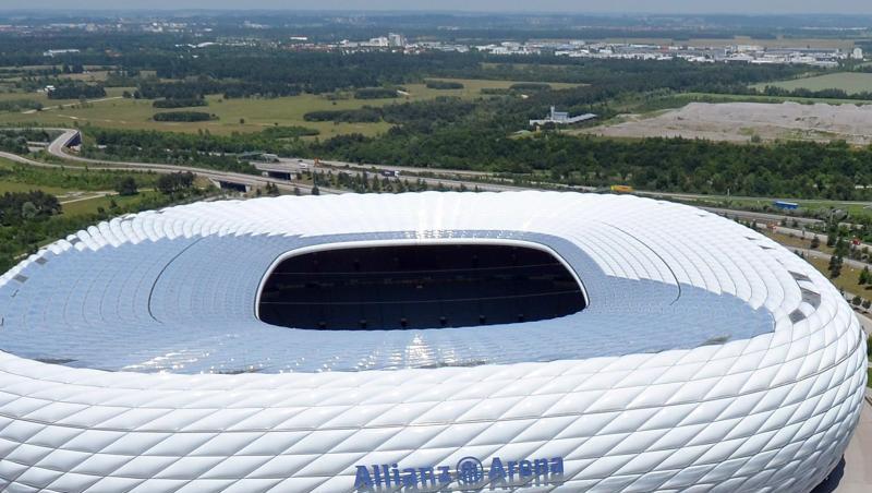 Blick aus der Luft auf die Allianz Arena in München (Oberbayern). Foto: Marc Müller/Archivbild Blick aus der Luft auf die Allianz Arena in München (Oberbayern). Foto: Marc Müller/Archivbild