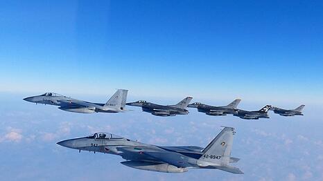 Chinesische Militärflugzeuge sollen japanische Kampfjets mit ihrem Feuerleitradar ins Visier genommen haben. (Archivfoto)