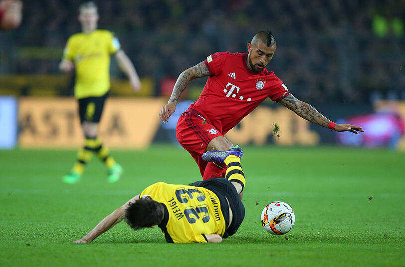 Arturo Vidal: Note 2. Der selbst ernannte &bdquo;Krieger&ldquo; war der emotionale Part im Mittelfeld, sehr eklig und nervig für das BVB-Mittelfeld um Gündogan. Forscher Antreiber, der auch immer wieder den Weg in den Strafraum suchte. Mit Akrobatik-Schussversuch (18.), hämmerte den Ball im Fallen an die Latte (65.) &ndash; eine von Bayerns besten Chancen.