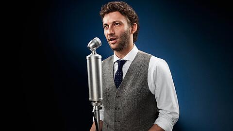 Jonas Kaufmann singt Verdi, Wagner, französische Oper und Schubert-Lieder. Wen überrascht es da, dass er auch Operette kann?
