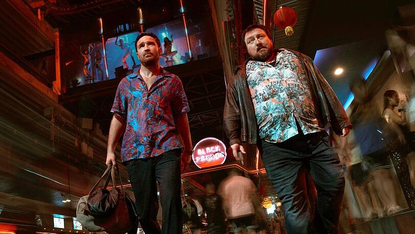 Frederick Lau und Christoph Krutzler verschl&auml;gt es in der zweiten "Crooks"-Staffel nach Thailand.