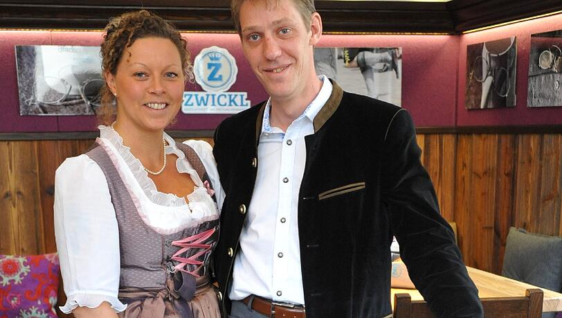 Virginie und Markus Götz läuten am Viktualienmarkt eine neue Ära ein: die des Fleischpflanzerls. Virginie und Markus Götz läuten am Viktualienmarkt eine neue Ära ein: die des Fleischpflanzerls.