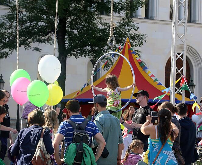 Das Streetlife-Festival ist Münchens größtes Straßenfest. Wir zeigen die besten Bilder in der Klickstrecke.