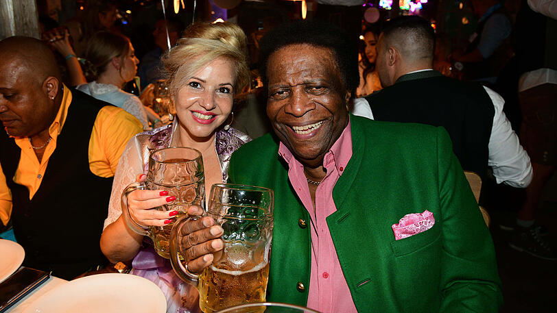 Roberto Blanco mit Frau Luzandra Strassburg