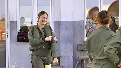 Prinzessin Leonor ist diese Woche erstmals alleine geflogen.