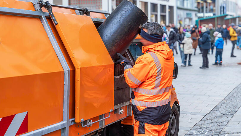 Sowohl die H&auml;ndler als auch die Passanten w&uuml;nschen sich mehr Sauberkeit in der Innenstadt.