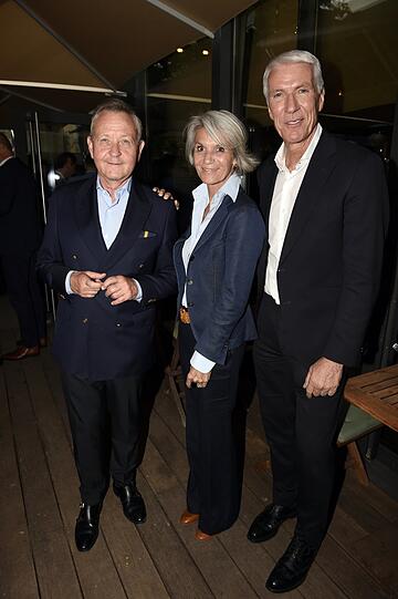 Klaus Josef Lutz (l., Vorstandsvorsitz der BayWa AG), Eva Bong und Ralf Wintergerst (Vorsitzender der Geschäftsführung von Giesecke+Devrient).