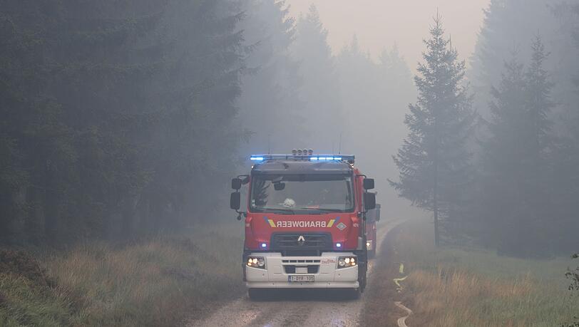 Der kräftezehrende Einsatz dauert an. Der kräftezehrende Einsatz dauert an.