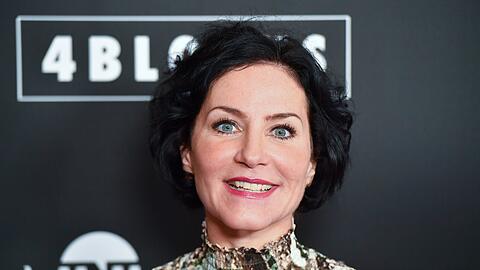 Marisa Burger gewährt intime Einblicke in ihre Kindheit und Jugend.