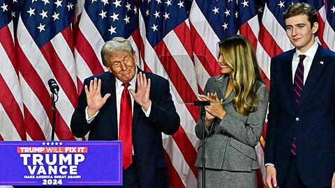 Donald Trump bei seiner Rede in Florida, bei der er seinen Wahlsieg verkündete - noch vor den offiziellen Ergebnissen.
