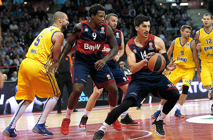 Triumphierten im Hinspiel daheim gegen Moskau überraschend: Die Bayern um Djedovic (Ball) und Thompson (2. v. l.).