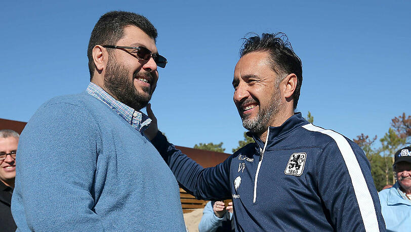 "Wir glauben an Dich, Vitor", sagt Ismaik (l.) über den neuen Löwen-Trainer. "Wir glauben an Dich, Vitor", sagt Ismaik (l.) über den neuen Löwen-Trainer.