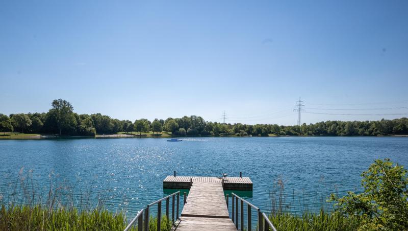 Der Echinger See, der unweit der Autobahn nördlich der bayerischen Hauptstadt liegt.