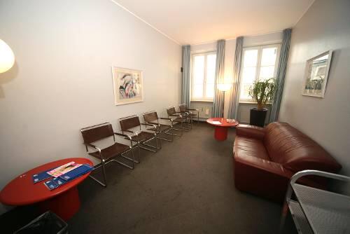 Leere Wartezimmer am Dienstag in Bayern