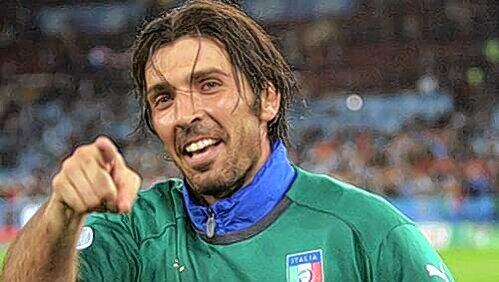 Weltmeister im Juve-Tor: Gianluigi Buffon. Weltmeister im Juve-Tor: Gianluigi Buffon.