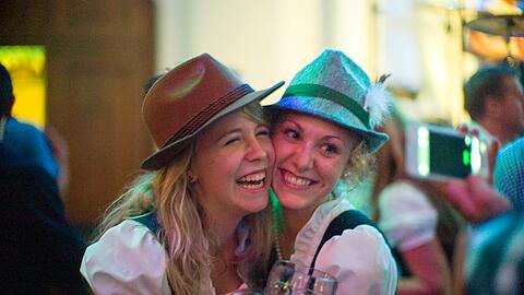 Das "Wiesn-Zelt am Stiglmaierplatz": Die besten Bilder.