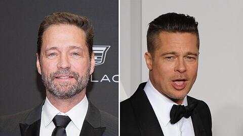 Jason Priestley (l.) und Brad Pitt teilten sich für kurze Zeit eine WG in einem "schäbigen Teil von Los Angeles".