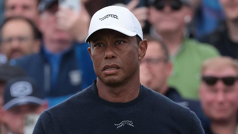 Tiger Woods ist bereits mehrfach mit Autounfällen aufgefallen. Tiger Woods ist bereits mehrfach mit Autounfällen aufgefallen.