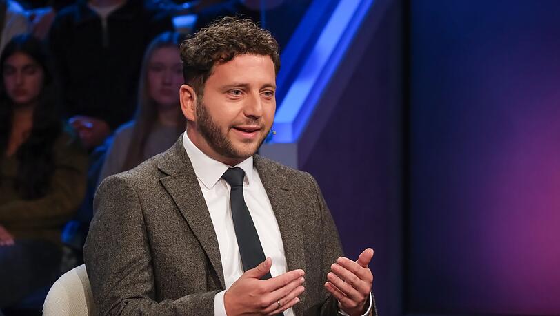 "Es kann auch scheitern", sagte Grünen-Chef Felix Banaszak bei Maischberger über die Sondierungsgespräche mit der Berliner Linkspartei. "Es kann auch scheitern", sagte Grünen-Chef Felix Banaszak bei Maischberger über die Sondierungsgespräche mit der Berliner Linkspartei.